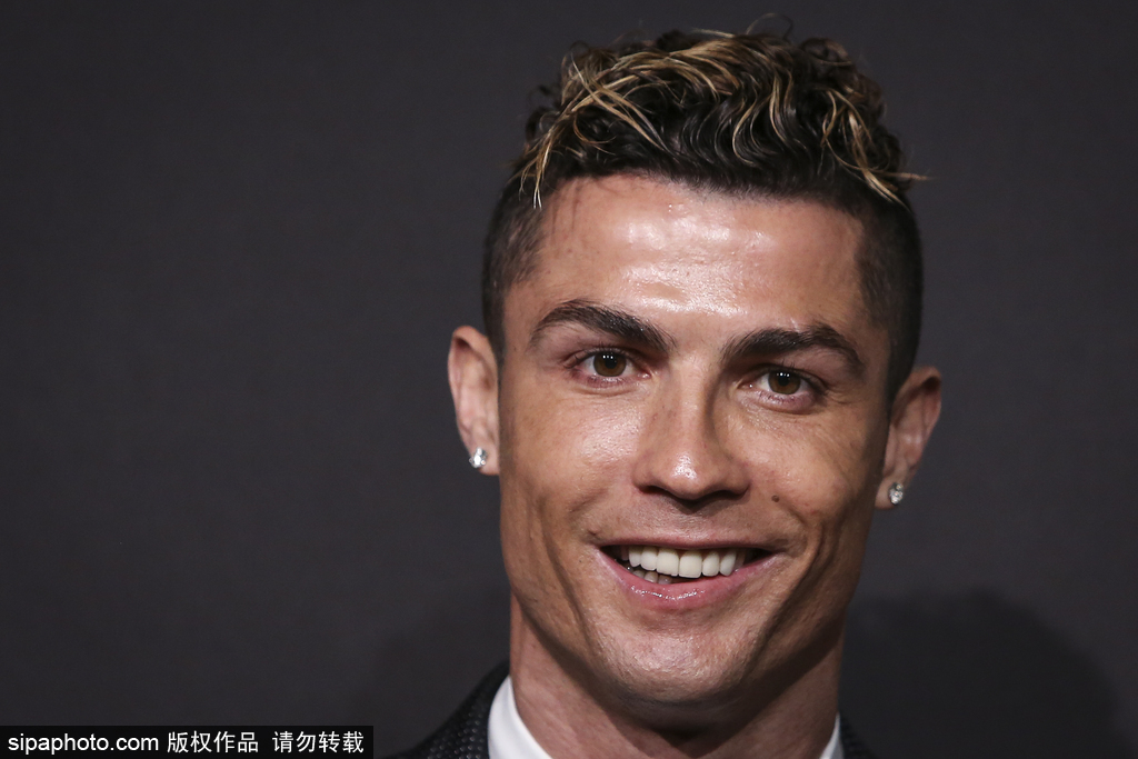 这一消息立 这一消息立