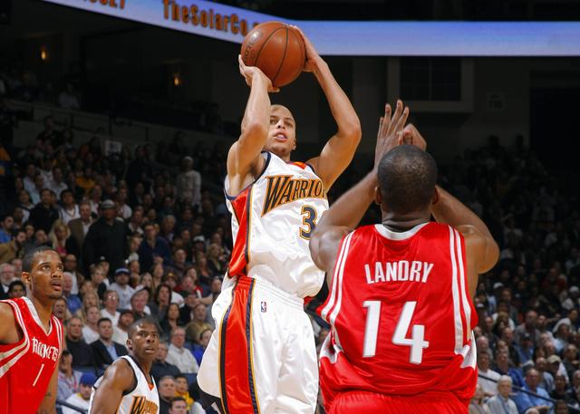 地设施到训 地设施到训