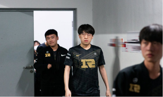 点滴坚持 点滴坚持