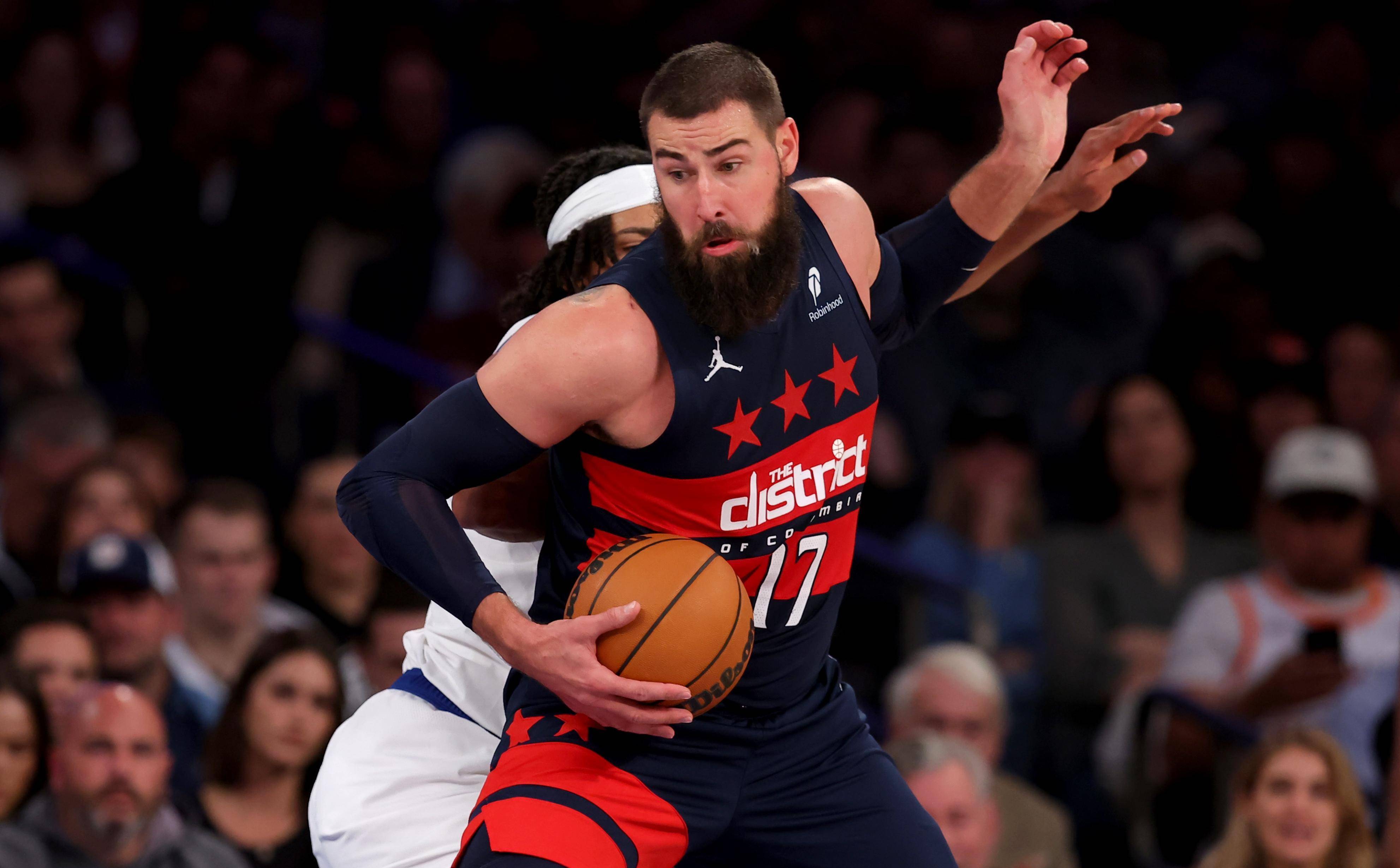 许多球迷和 许多球迷和