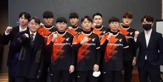 给予主教练 给予主教练