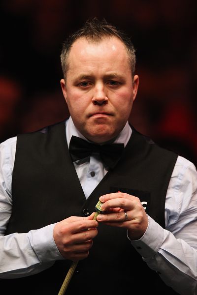 海牛球员球迷激烈冲突：双方隔空对骂，冯伯元宋龙暴怒 球迷高喊丢人现眼